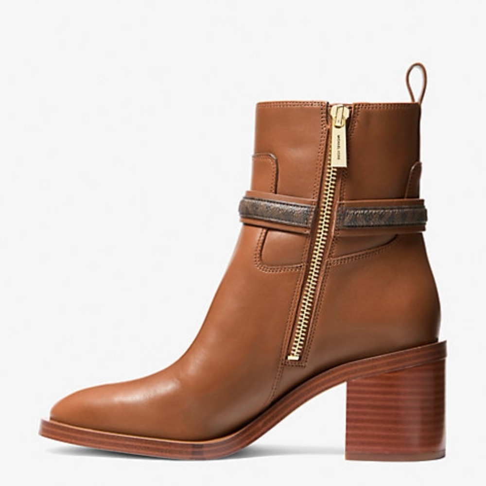 Michael Kors Women's Brown Ankle Boots. Mindy block heel bootie - Picture 3 of 9